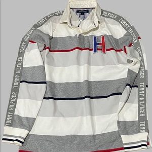 TOMMY Hilfiger sweater